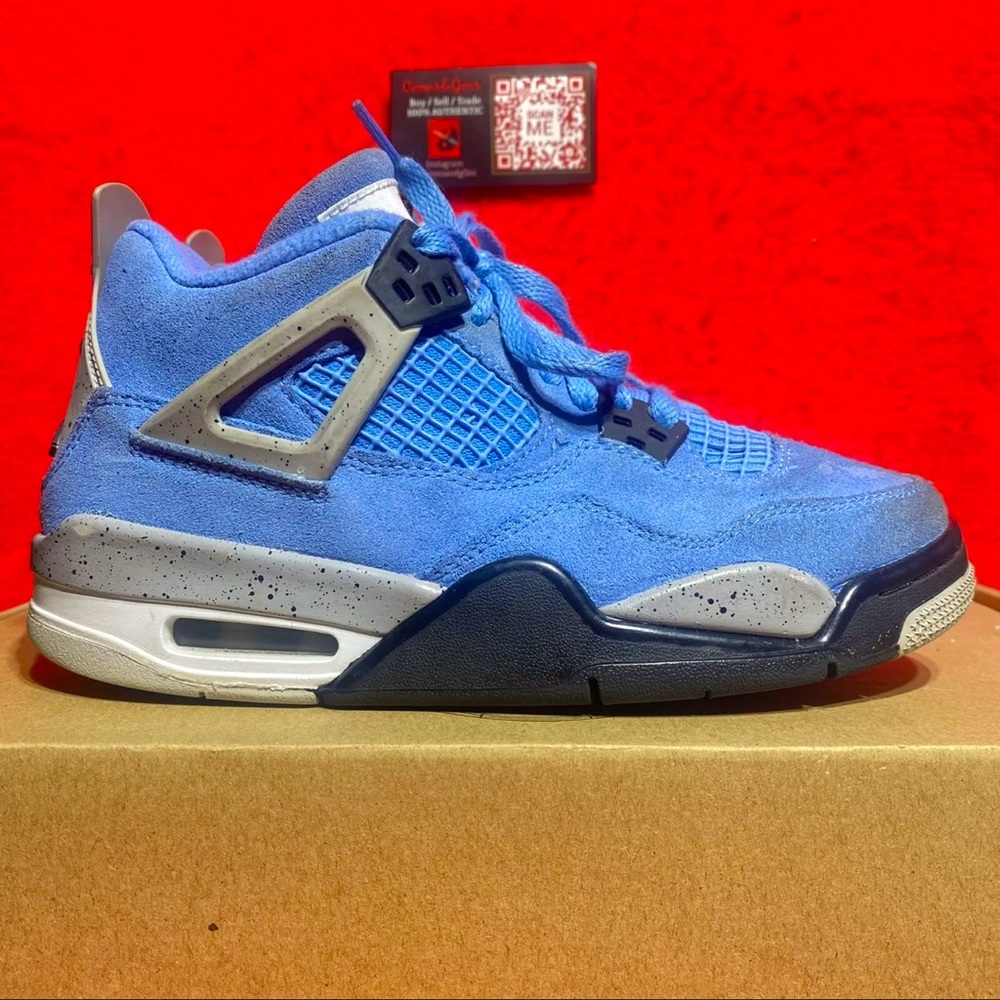 Nike Air Jordan 4 Retro University Blue 2021 Size 4Y Blue Black 408452-400 Gs